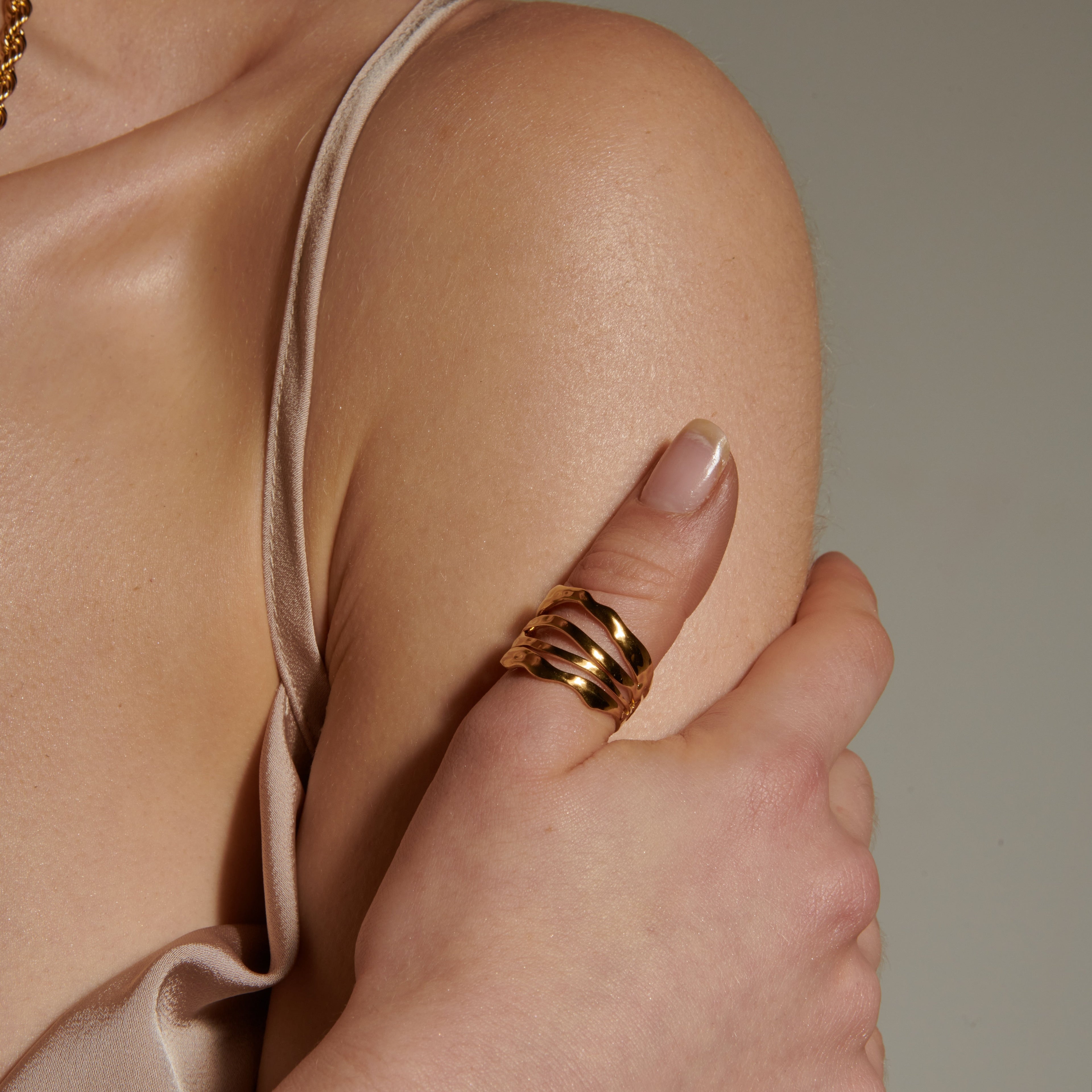 Irregular Garden Ring